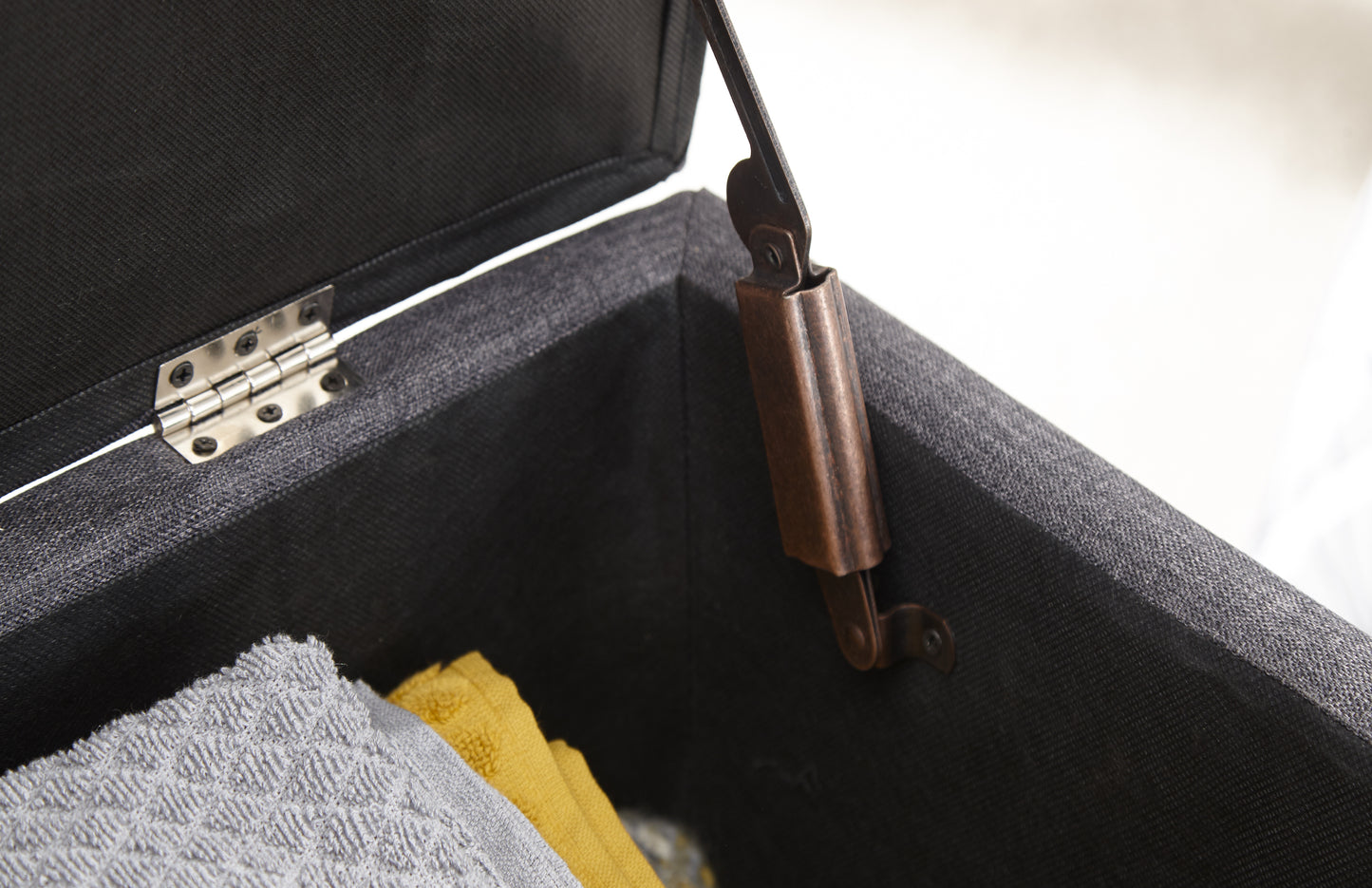 GFW Secreto Blanket Box - Charcoal - Image 3