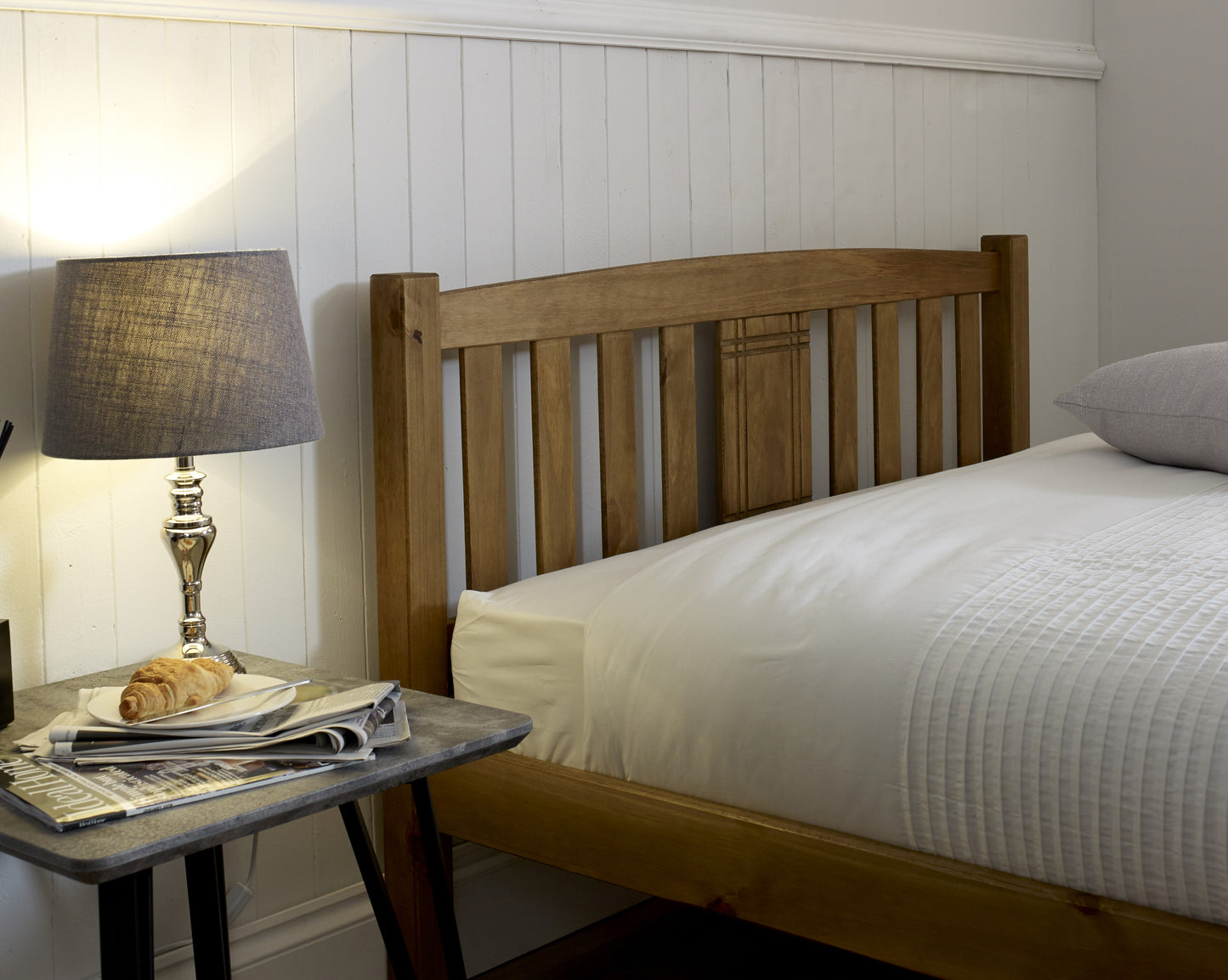 Limelight Sedna Wooden Bed - Kingsize - Image 2